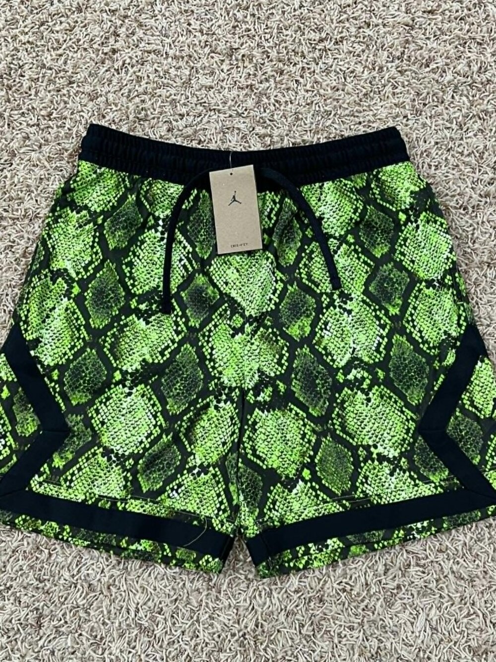 Jordan Sport Men's Dri-FIT Mesh Diamond Shorts Electric Green HF9907-358, Size M